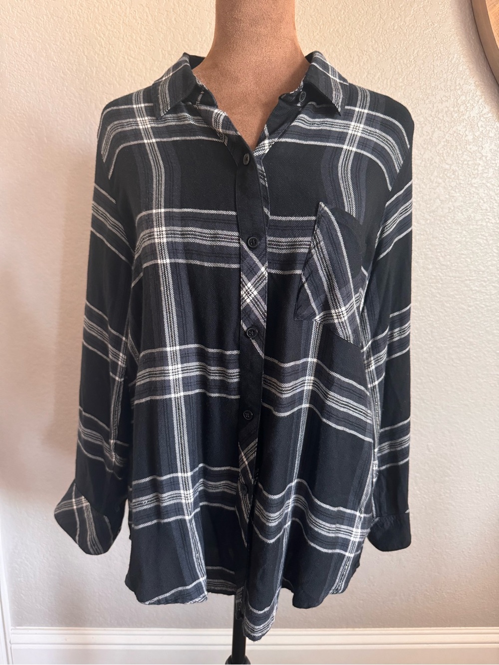 Rails Hunter Plaid Flannel Button Front Shirt M Black White Soft Lurex